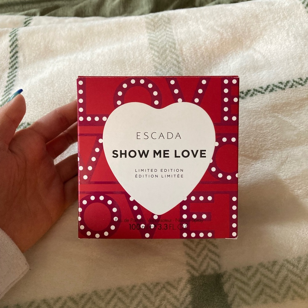 Escada Show Me Love Perfume full size
